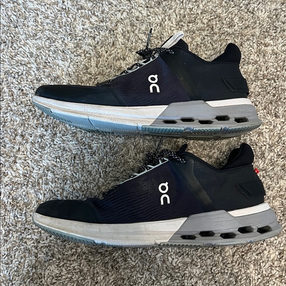 OC On Clouds Shoes 11 - Picture 8 of 12